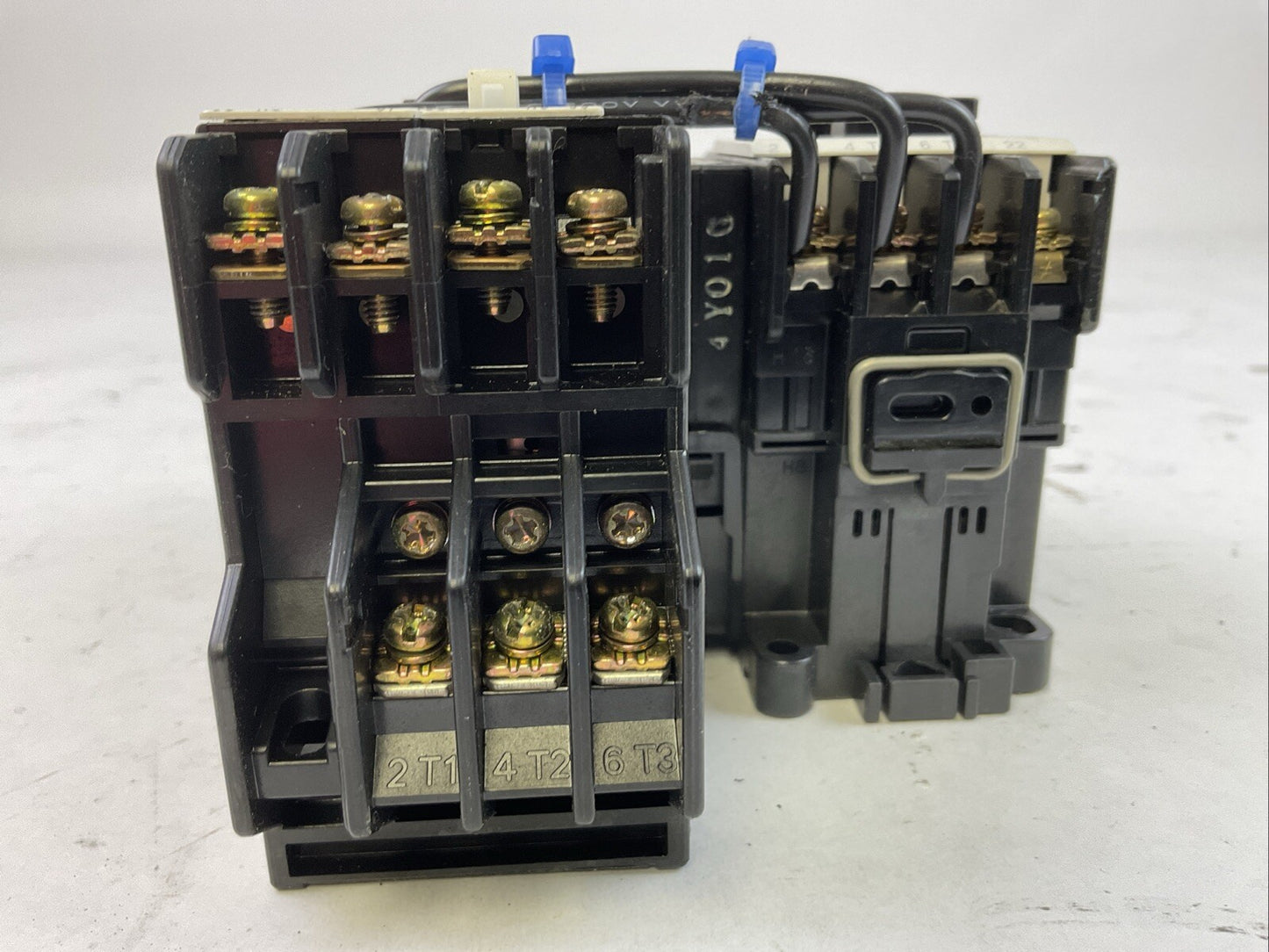 FUJI REVERSING STARTER (SC-03 CONTACTOR COIL 100-110V TR-ON RELAY 0.95-1.45A)