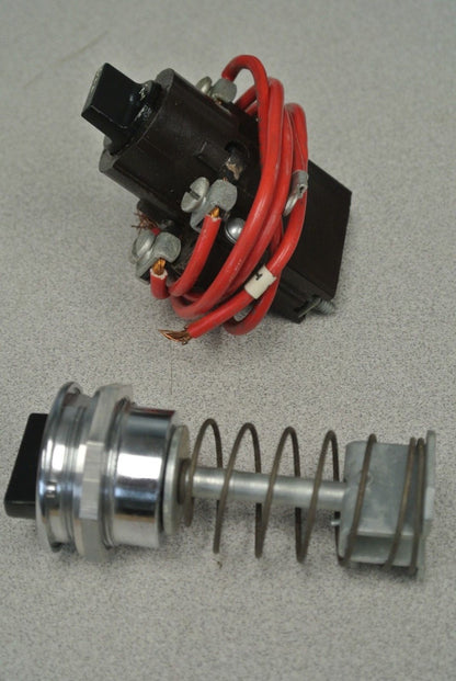 CUTLER-HAMMER 10935H21A / 3-POSITION SELECTOR SWITCH CONVERSION KIT  NEW SURPLUS