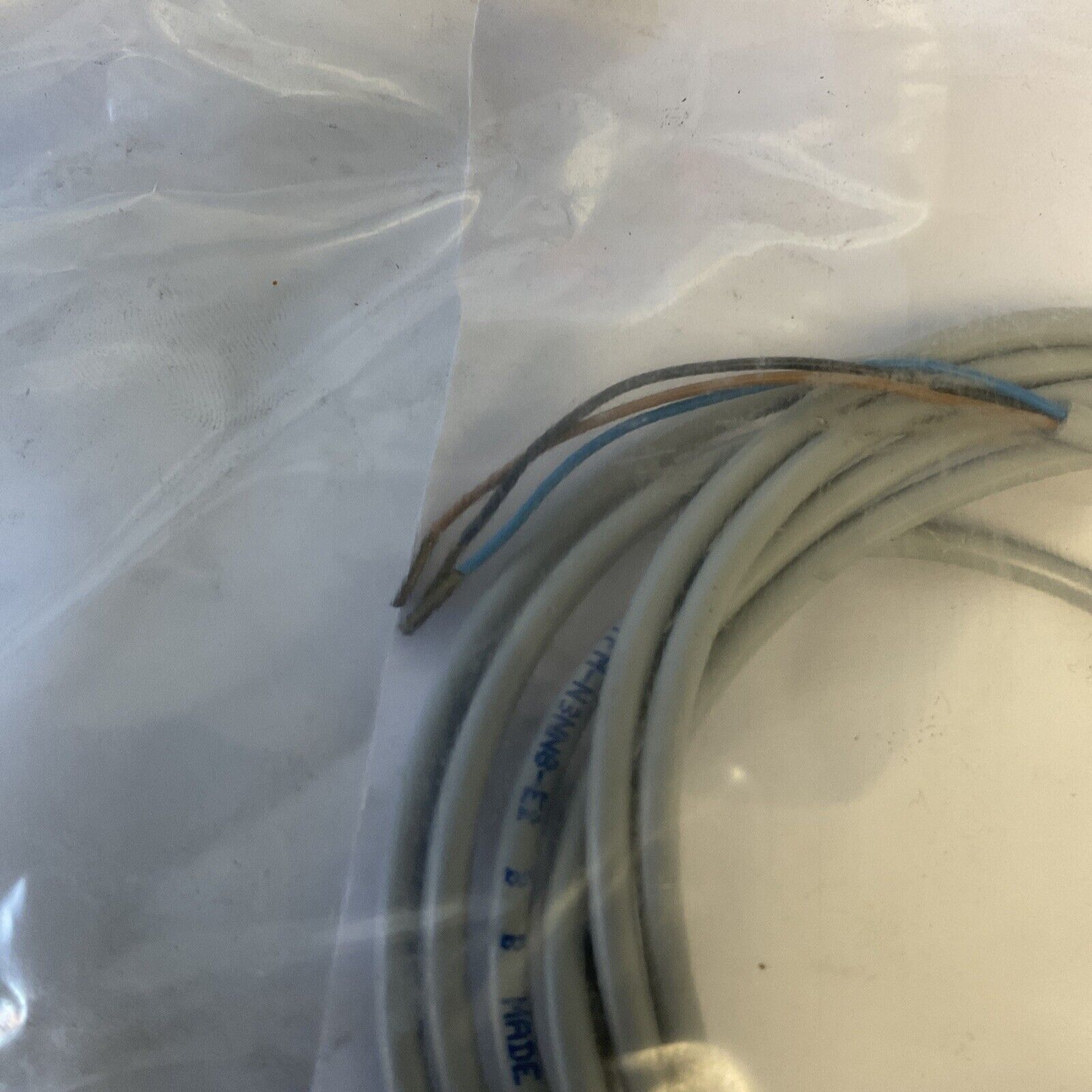 ALLEN BRADLEY 871FM-N3NN8-E2 INDUCTIVE PROXIMITY SENSOR 10-30VDC SER.B 3MM 200MA