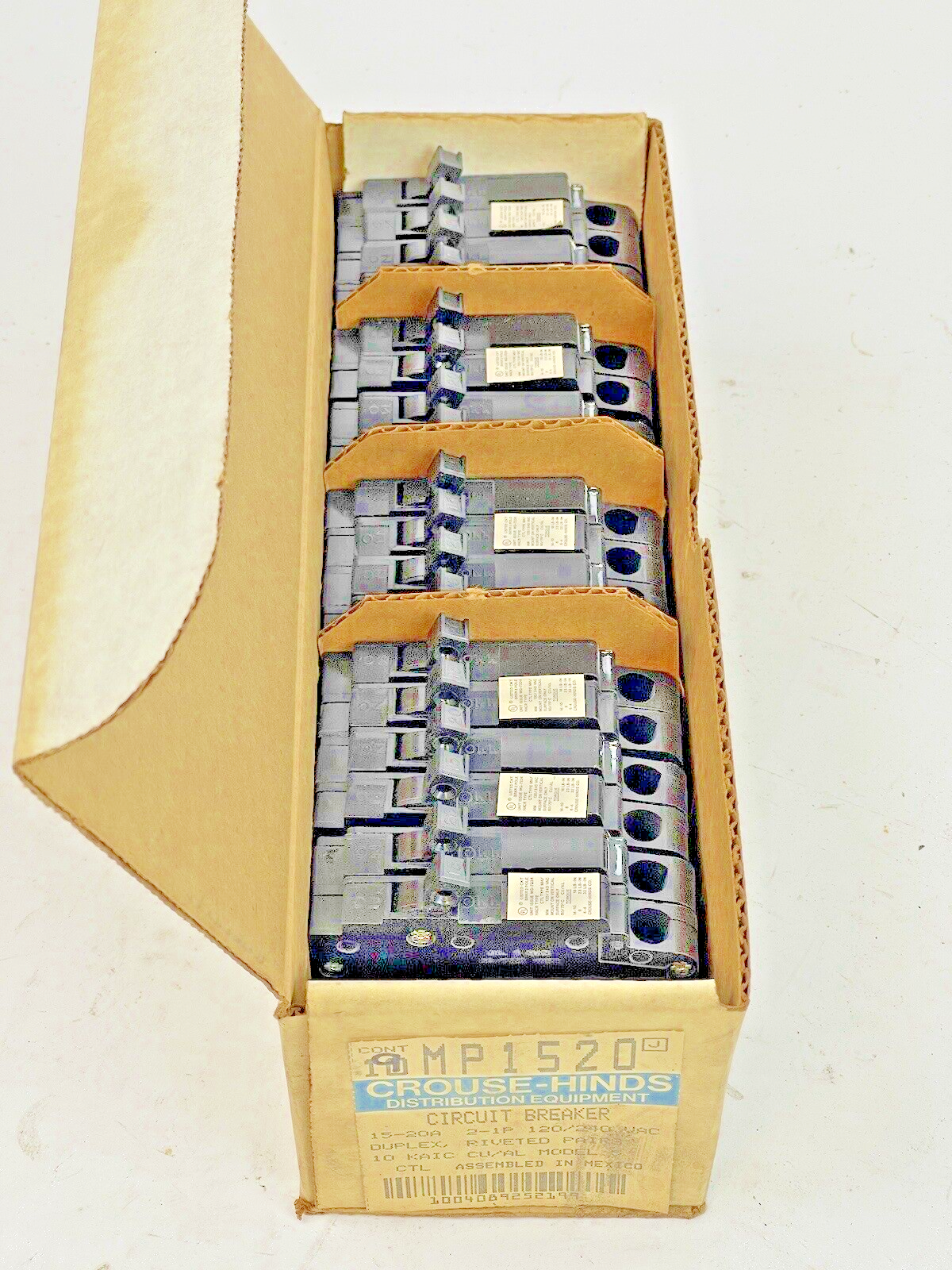 CROUSE-HINDS *BOX OF 9*-MP1520-2-1 POLE,15-20 A,240 VAC CIRCUIT BREAKER -MURRAY