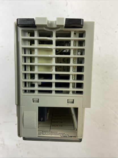 ALLEN BRADLEY 1769-OW16 SER A F/W REV 3.1 DIR/VER 10000206742/00 16PT 5-265VAC