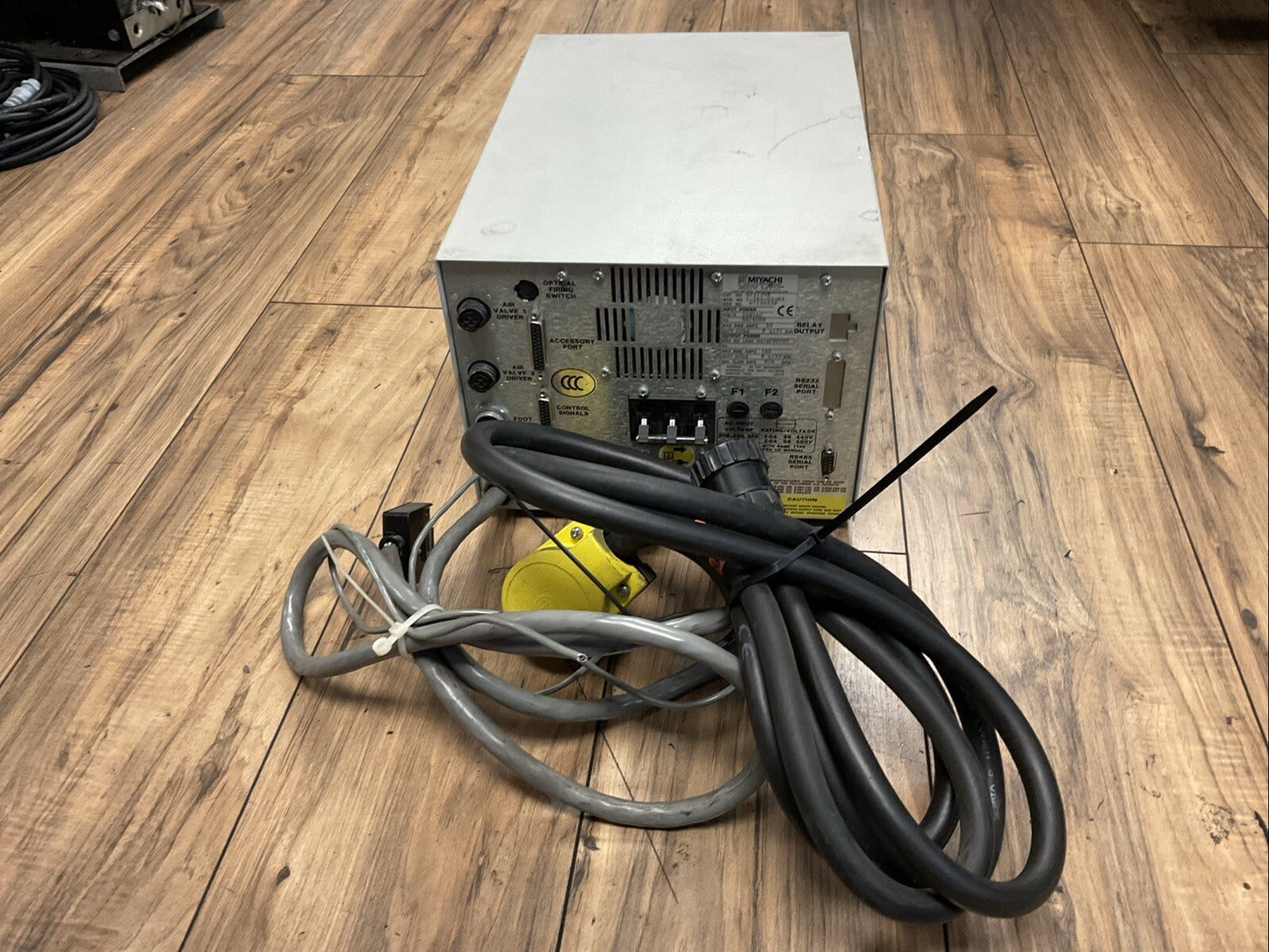 MIYACHI HF2/208 OUTPUT 290VAC 160A 33KVA INPUT 208VAC 50AMP 51KVA 2kHz HIGH FREQ