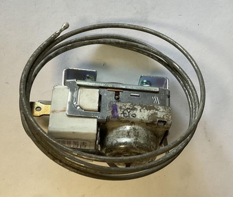 UNITED TECHNOLOGIES HH 22JB 026 TEMP ACT SWITCH 120/240V 20FLA