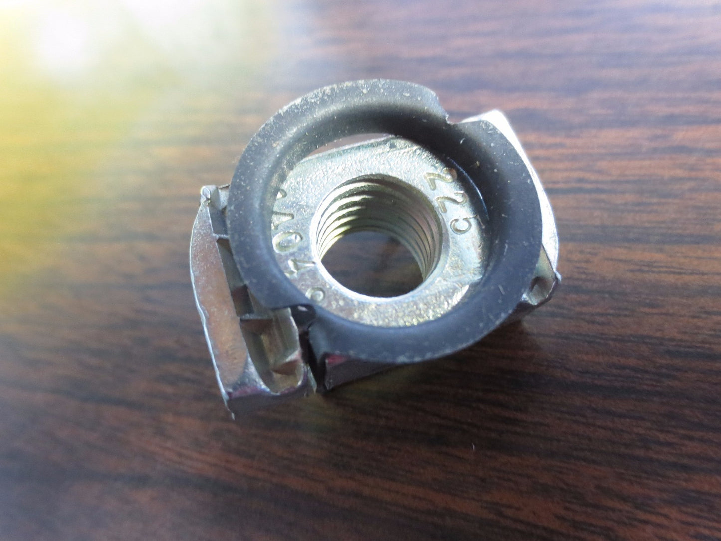COOPER B-LINE TN225ZN(1/2) TWIRL NUT 1/2-13 STEEL ZINC-PLATED NEW SURPLUS LOT/34