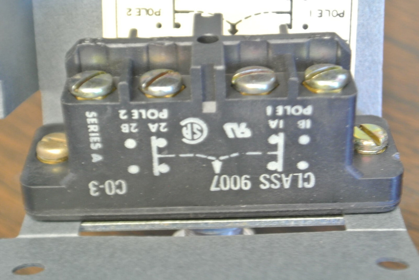 SQUARE D / 9999 R42 / ELECTRICAL INTERLOCK / 0-600V / NEW SURPLUS / LESS BRACKET