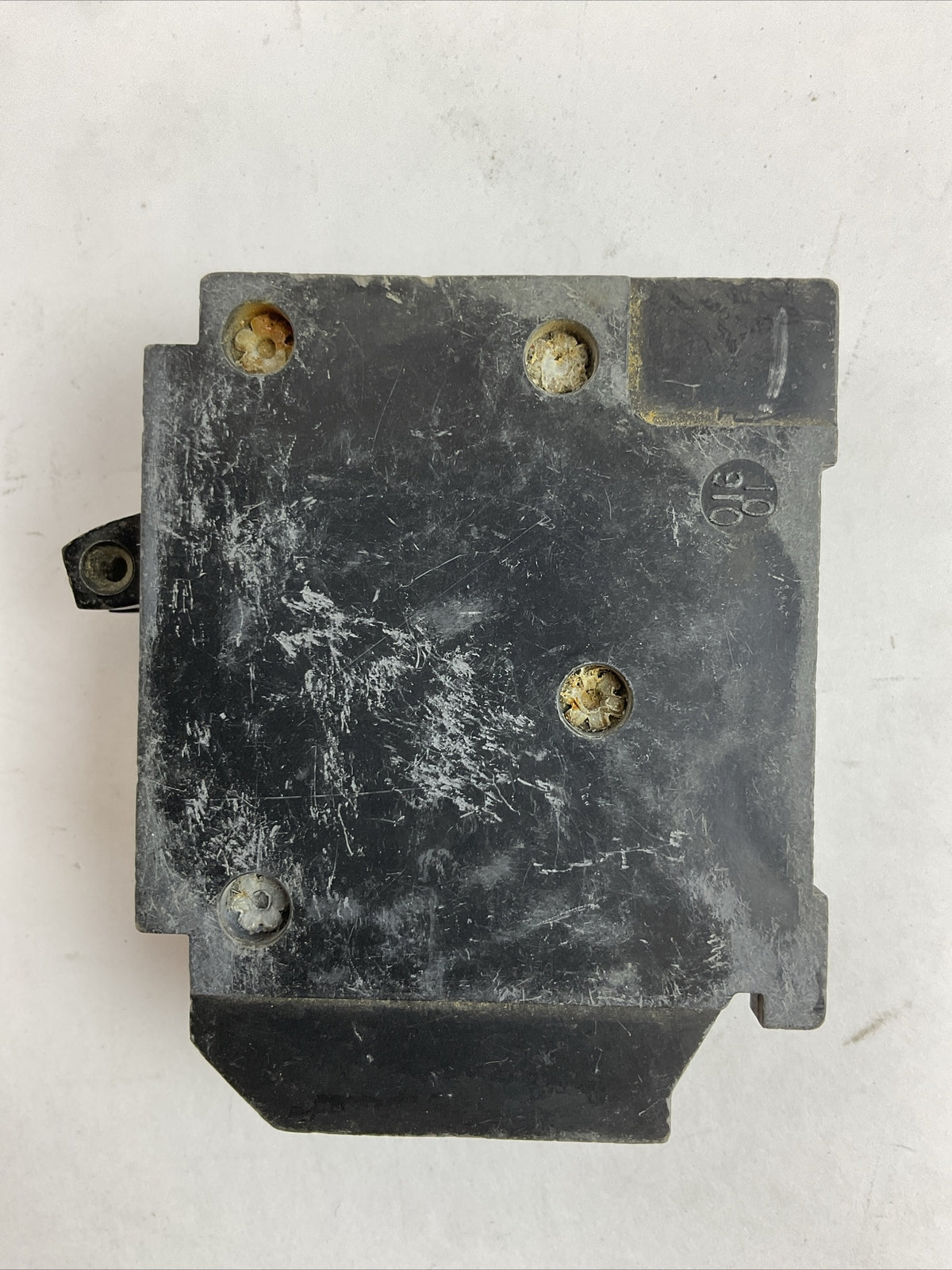 SQUARE D HOMT1515 MINITURE CIRCUIT BREAKER 15/15AMP 120/240VAC (LOT OF 4)