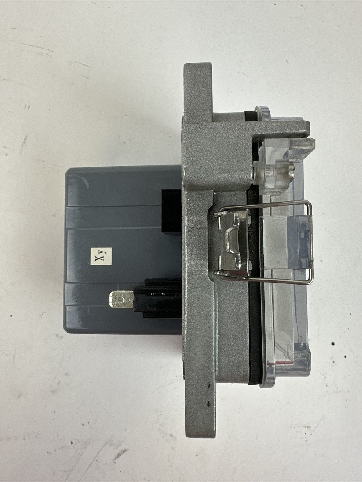 GRACE PORT INTERFACE P-R2-K3RF5-U403 GFCI INSIDE OUTLET 120VAC 5A