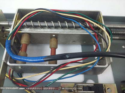 WESTINGHOUSE PC32000FM 3P 600V, MOTOR OPERATER 5661D52G01 TYPE PC 120V 2P OR 3P