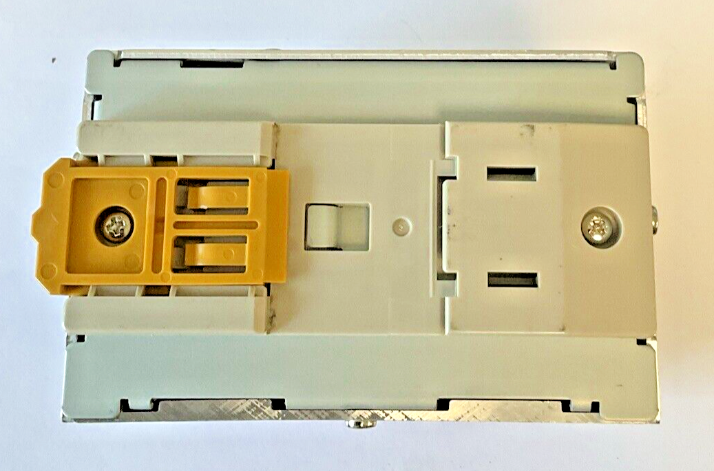 OMRON S8VS-18024 POWER SUPPLY 50/60HZ 240VAC 2.9A