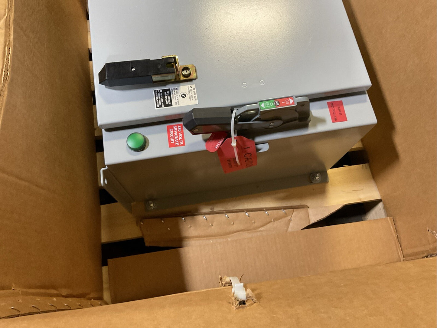 DAYKIN ELECTRIC STDAB1-3 TRANSFORMER DISCONNECT TOTAL VA 3000 PRI VOLTS 480 6.2A