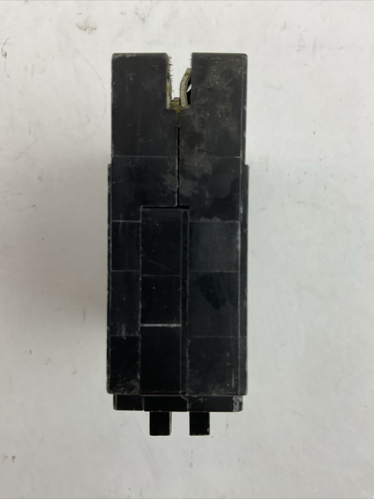 SQUARE D HOMT2020 MINITURE CIRCUIT BREAKER 20/20AMP 120/240VAC