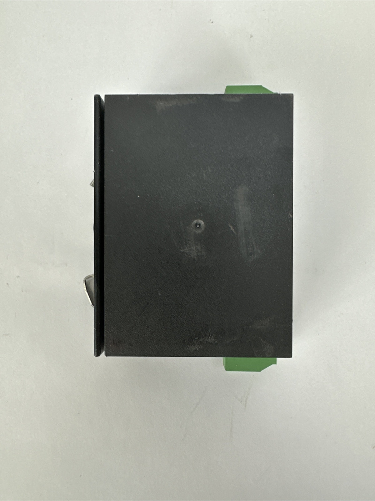 SOLA SCP30 S24B-DN POWER SUPPLY OUT 24VDC 1.3A INPUT 100-240VAC 100-353VDC 0.75A