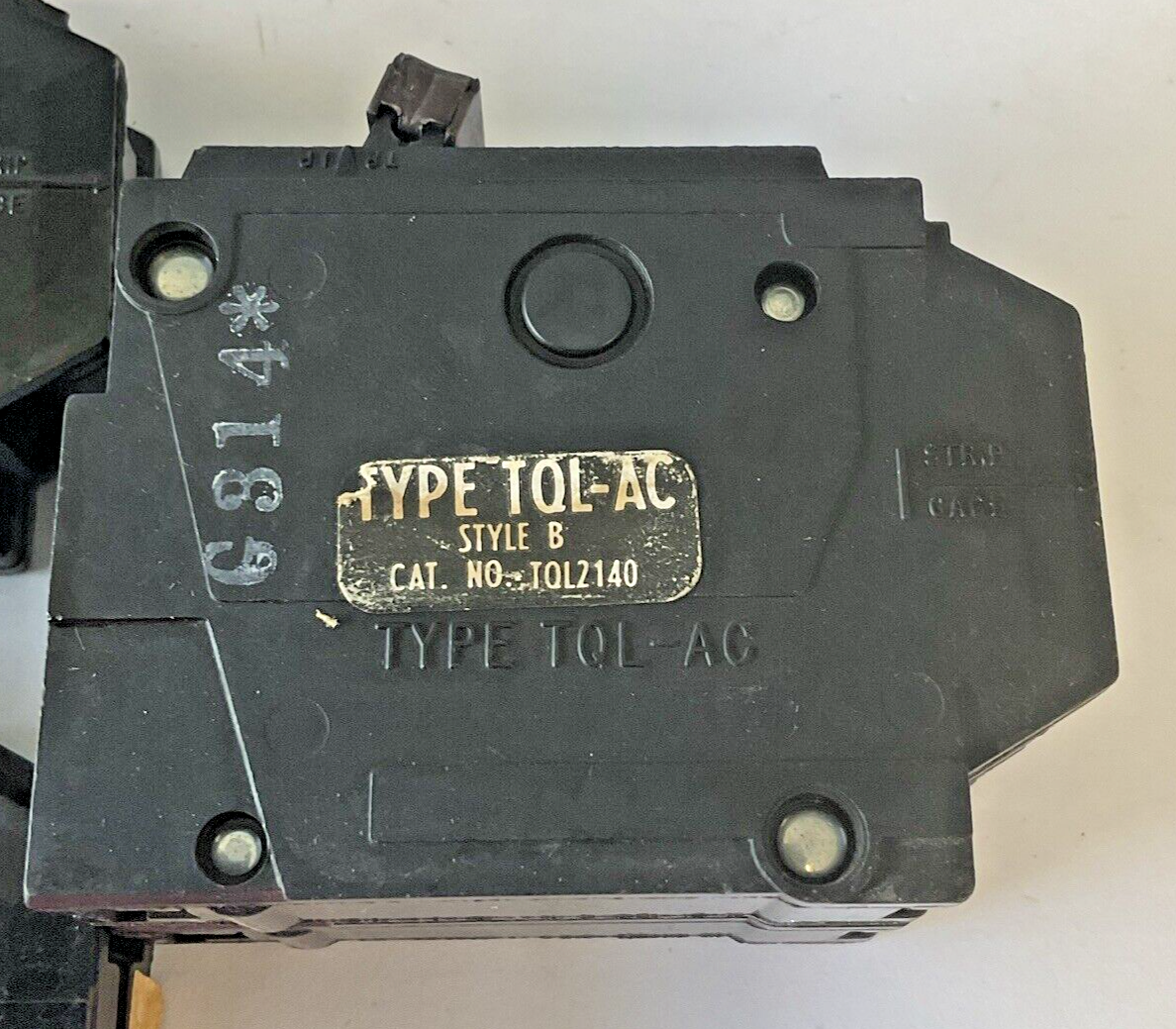 GENERAL ELECTRIC TQL CIRCUIT BREAKERS TQL1120,TQL1150,TQL2140 120/240VAC LOTOF3