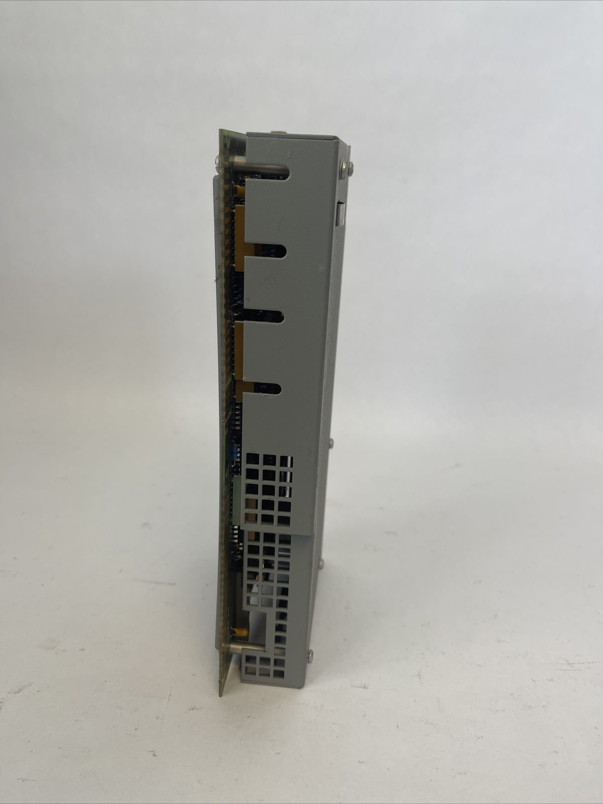 ALLEN BRADLEY 1772-LX MINI-PLC-2/16 PROCESSOR SER D FIRMWARE REV C 1.25A @ 5VDC