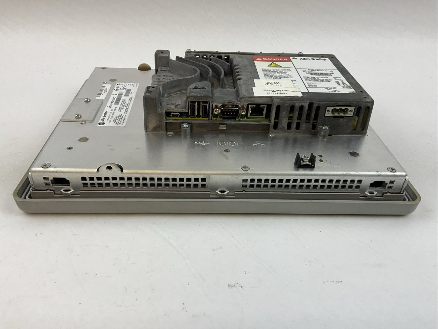 ALLEN BRADLEY 2711P-RDT10C SER B PANELVIEW PLUS 1000 2711P-RP8A SER A 100-240VAC