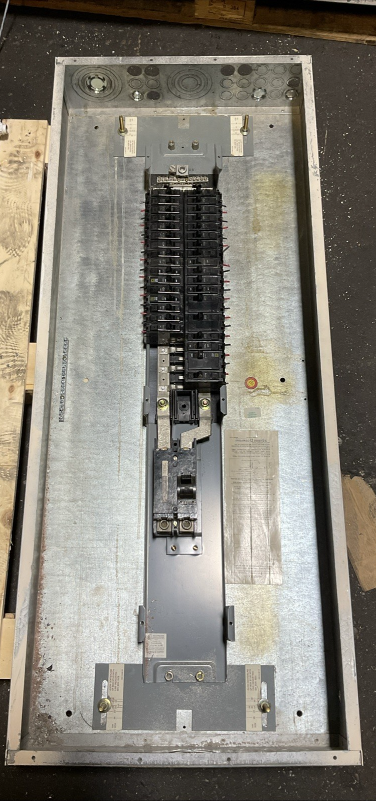 SQUARE D MSC50TS BREAKER PANELBOARD TYPE 1 SER E1 200A 120/240V 150AMP MAIN