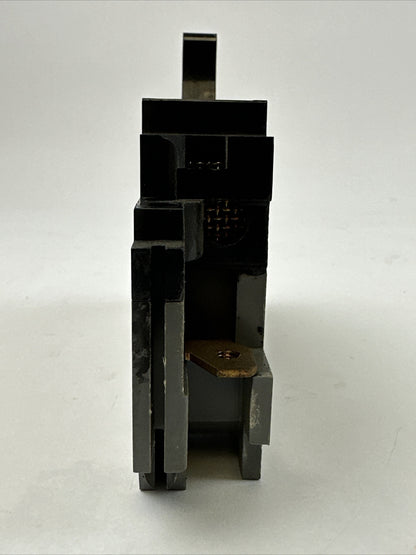 SQUARE D 992920 CIRCUIT BREAKER 277VAC 20AMP 1POLE TYPE ML