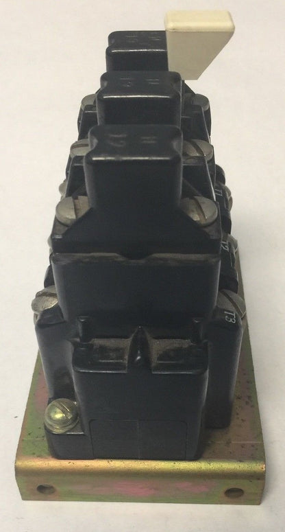 ALLEN BRADELY 815-B0V16 OVERLOAD RELAY SER K 600VAC