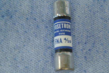 LOT of 7 / BUSS FNA4/10 FUSETRON FUSE / 4/10A / 250V / NEW SURPLUS / FNA-4/10