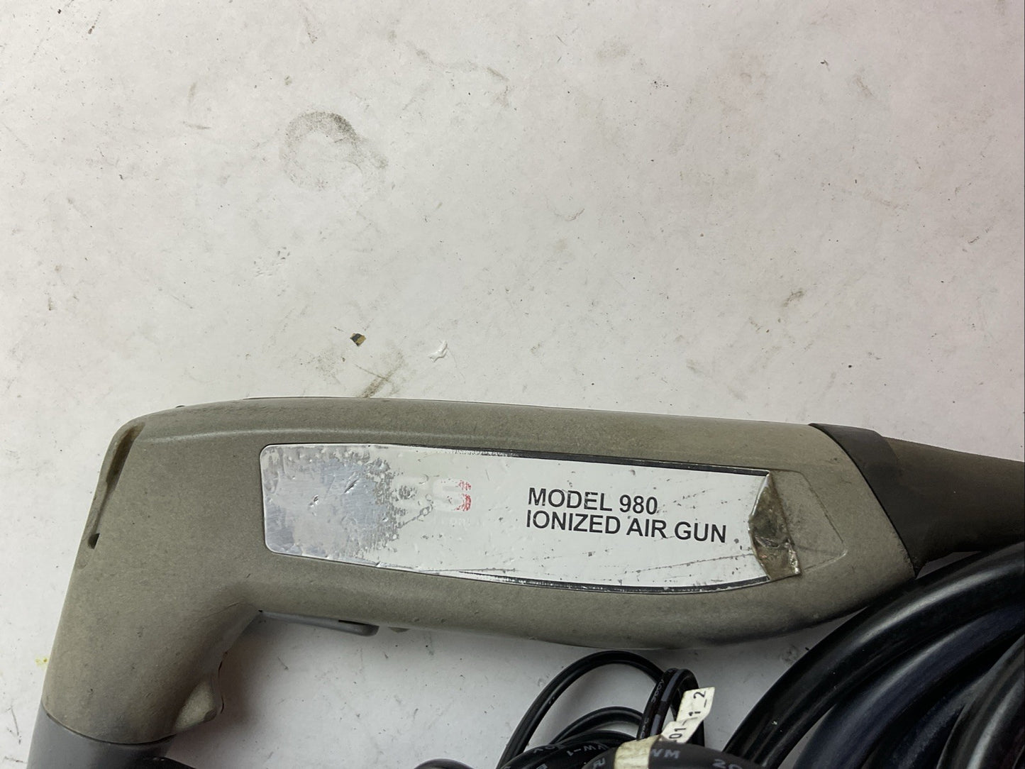 SCS MODEL 980 IONIZED AIR GUN