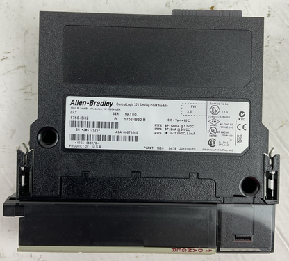 ALLEN BRADLEY 1756-IB32 SER B FW 3.5 CONTROLLOGIX 32 I SINKING POINT MODULE