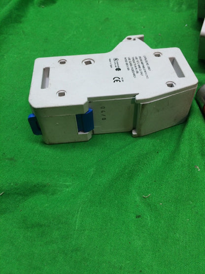 *LOT OF 6* GOULD ULTRASAFE CLASS J FUSEHOLDER US6J1I 600V 60A W/ FUSES