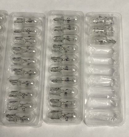 CEC 194 MINI BULBS CLEAR BULB  **43 BULBS IN LOT**