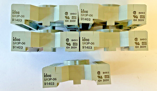 IDEC SR3P-06 RELAY SOCKET BASE 10A 300V ***LOTOF5***