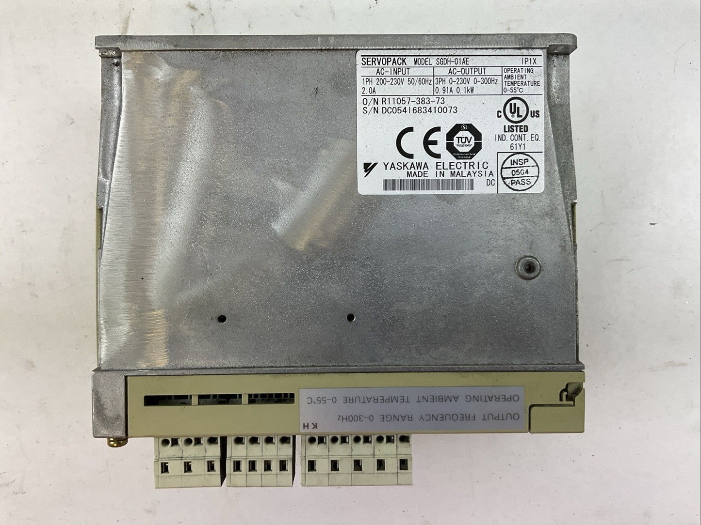 YASKAWA SGDH-01AE SERVOPACK OUTPUT 3PH 0-230VAC 0.91A 0.1kW JUSP-NS100