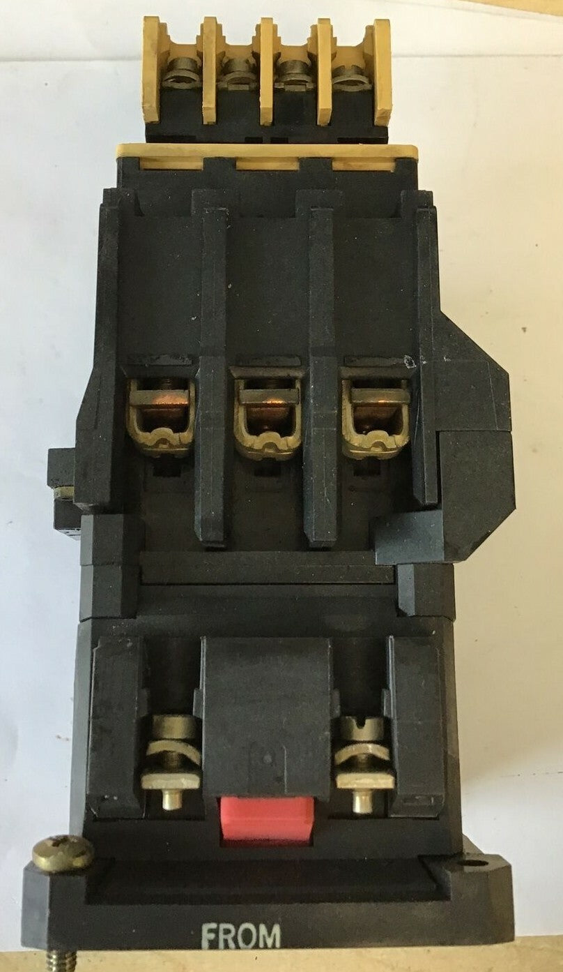 ALLEN BRADLEY 100-A38N*3 CONTACTOR SER.C  W/ 195-FA22 RELAY SER.A