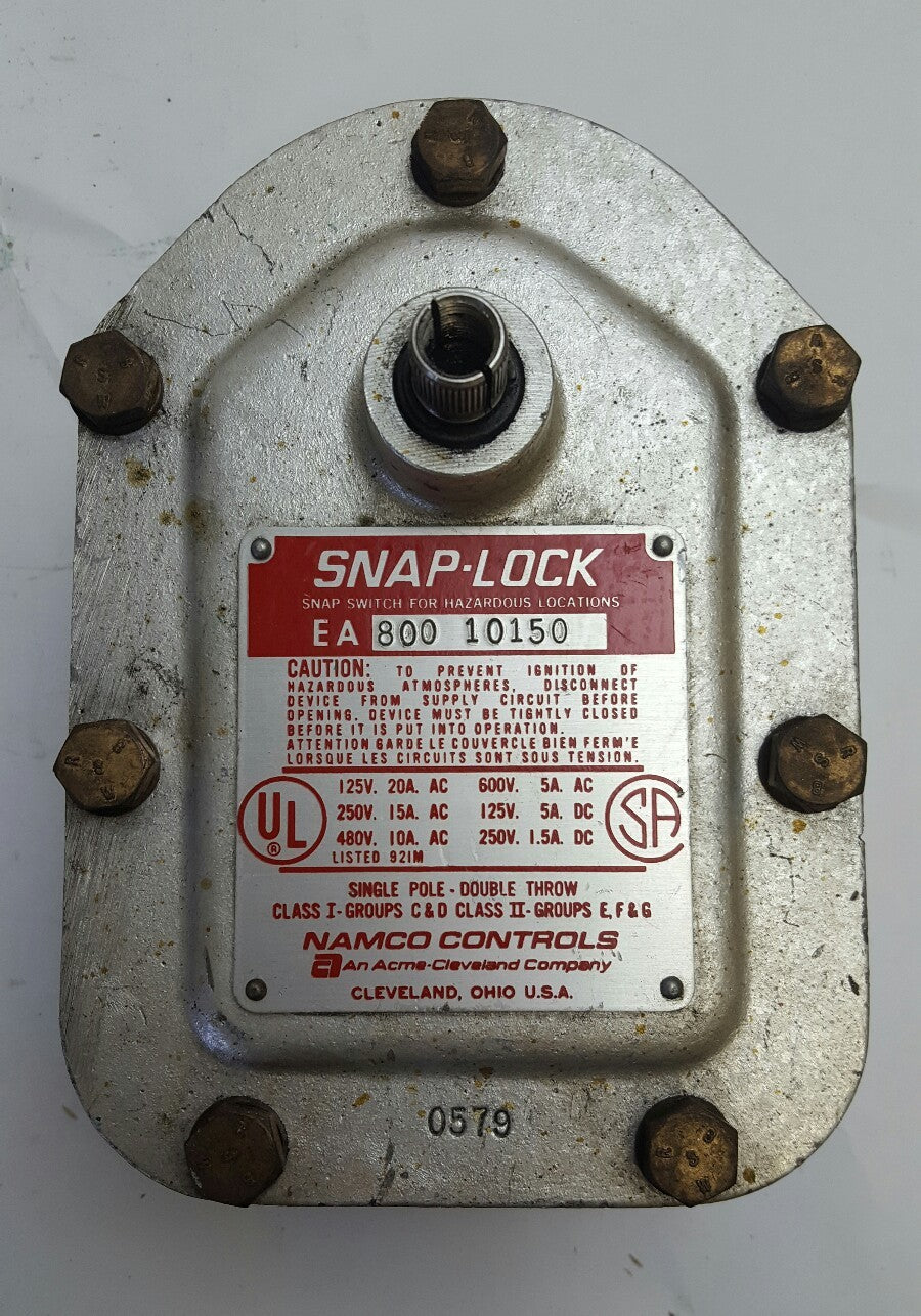 NAMCO EA800 10150 SNAP-LOCK SNAP SWITCH 600VAC 5A 250VDC 1.5A