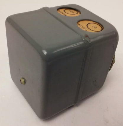 ALLIS CHALMERS  CLASS 6135 14-961-350-48-023 PRESSURE SWITCH, 550V, NEW SURPLUS