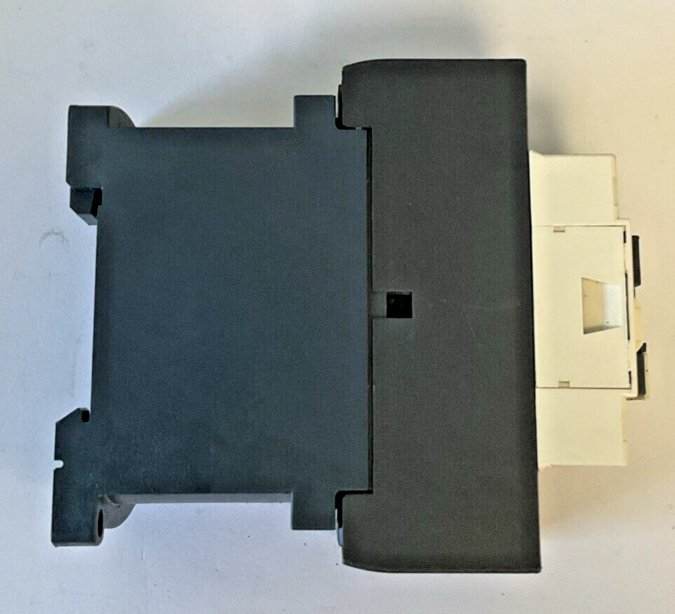 SCHNEIDER ELECTRIC LC1D32 BL CONTACTOR 24VDC 50A