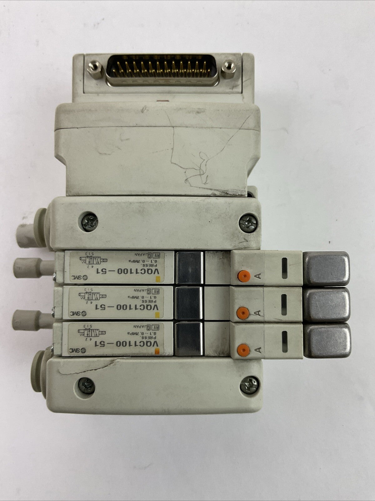SMC VV5QC11-03C6FD3 MANIFOLD (VQC1400-51 (3) VQC VALVE 0.1-0.7 MPa)
