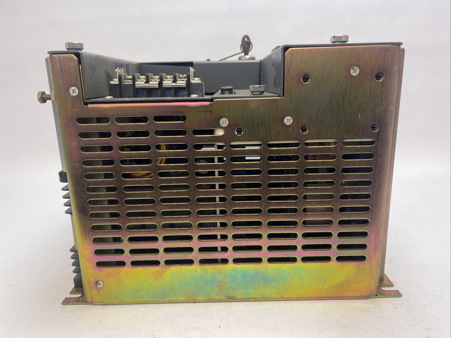ALLEN BRADLEY 1772-LP3 SER A 120/240V 60/50HZ 2/1A PLC 2/30 PROGRAMMABLE CONTROL