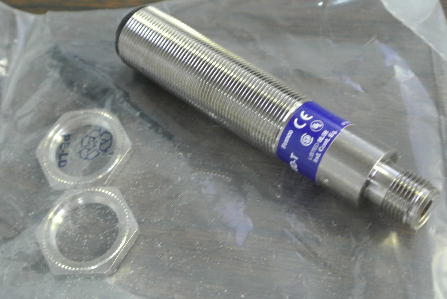 TELEMECANIQUE XU2 M18PP340D PHOTOELECTRIC SENSOR 12...24VDC - NEW SURPLUS
