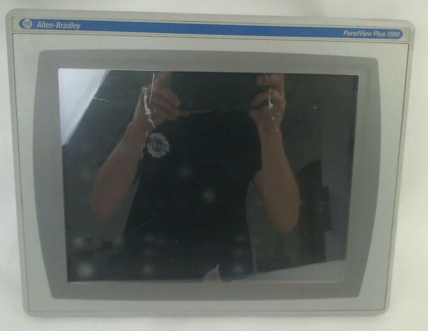 ALLEN BRADLEY 2711P-T15C4A6 PANELVIEW PLUS 1500 TOUCH SCREEN MONITOR SERIES A