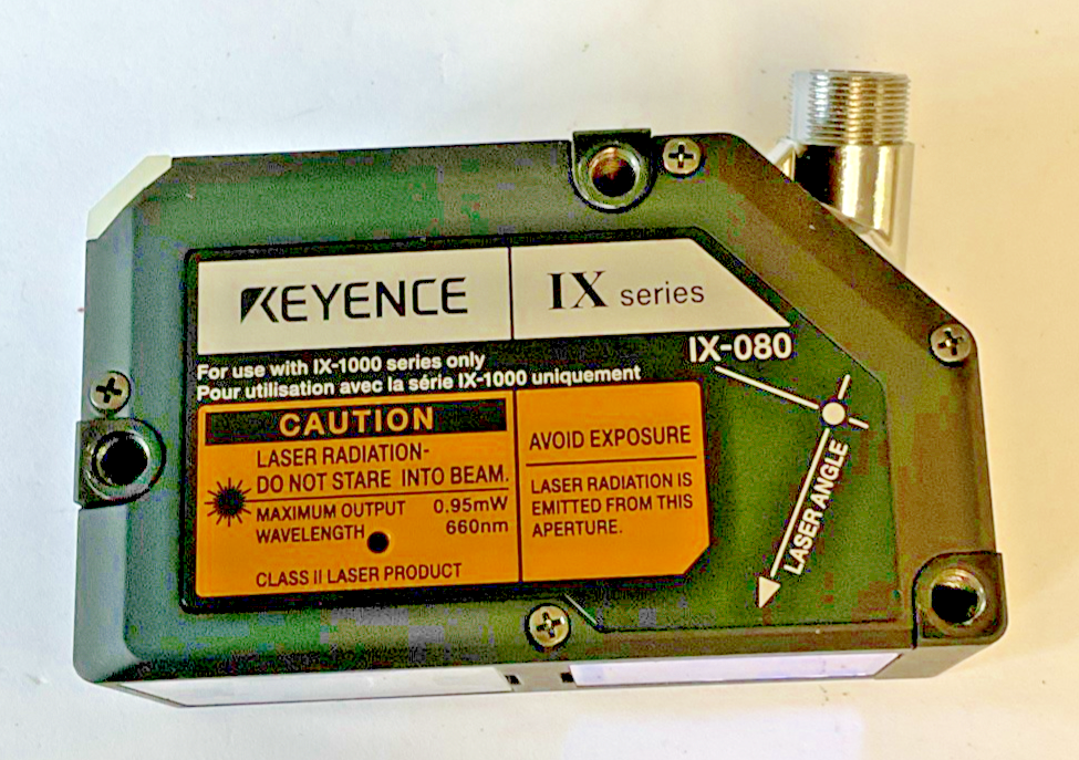 KEYENCE IX-080 LASER SENSOR HEAD 0.95MW 660MM