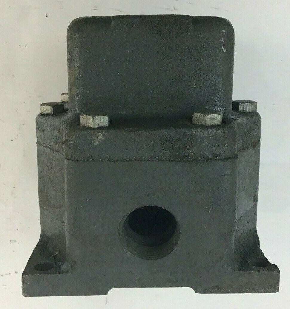 WESTINGHOUSE TYPE HD-CE PUSHBUTTON STATION 2 E 4905 CLASS 15-010 600VOLTS