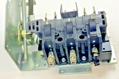 ALLEN BRADLEY 1494V-DS60 SER D 60A 600V 1494V-FS60 SER D SWITCH SHORT HANDLE 8"