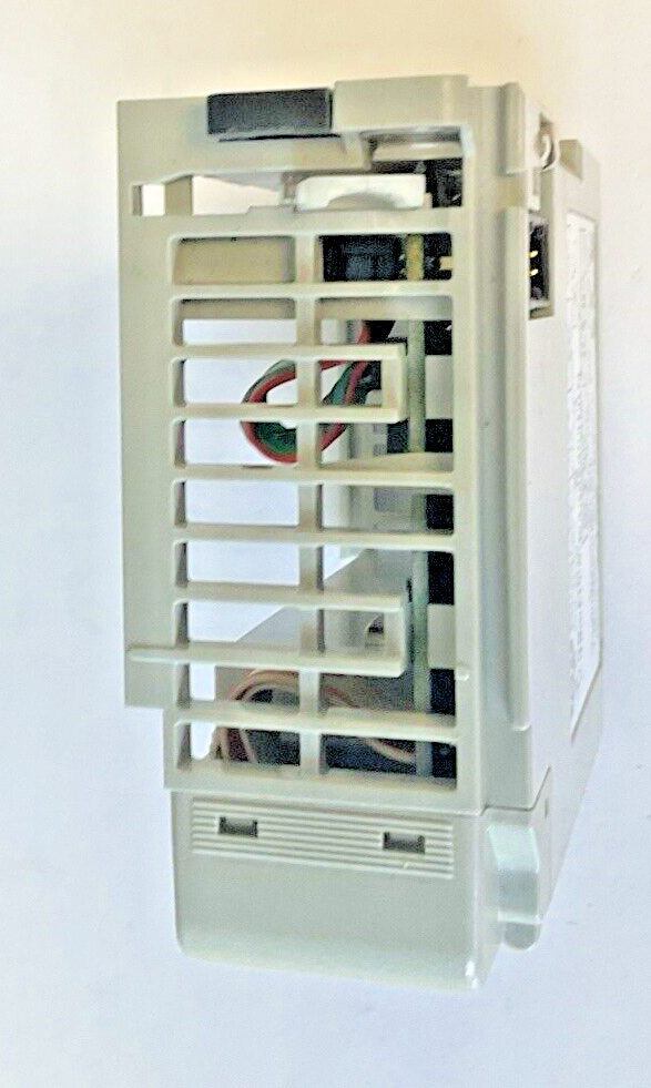 ALLEN BRADLEY 1769-OB16 OUTPUT MODULE SER.B REV.1 FWREV 2.1 ***NO DOOR***