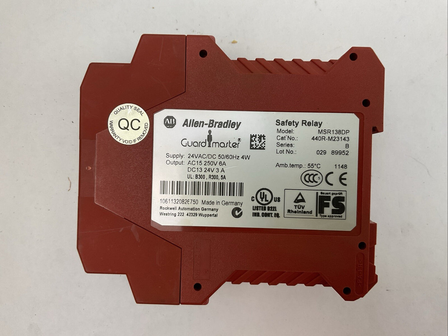 ALLEN BRADLEY MSR138DP 440R-M23143 SER B SAFETY RELAY SUPPLY 24V OUPUT AC15 250V