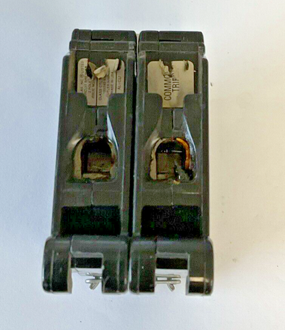 CULTER HAMMER CH270 CIRCUIT BREAKER 120/240VAC 2POLE MISSING SCREWS***LOTOF3***