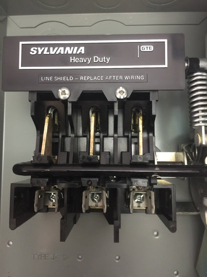 SYLVANIA HD361 FUSIBLE HEAVY DUTY SAFETY SWITCH 30AMP 480/600VAC 20HP 3 PHASE