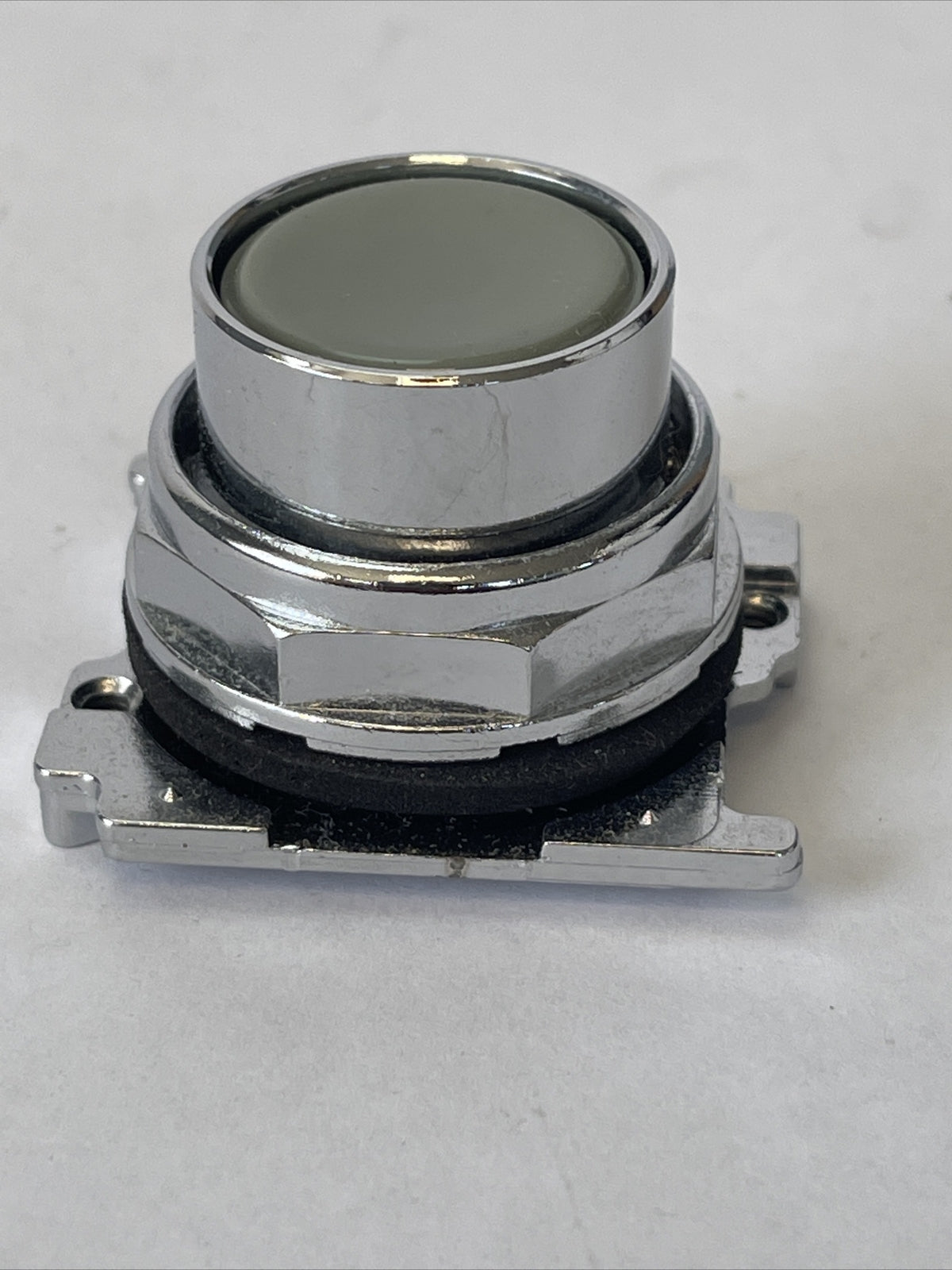 CUTLER HAMMER 10250T105 OPERATOR STANDARD BUTTON GRAY SERIES A1