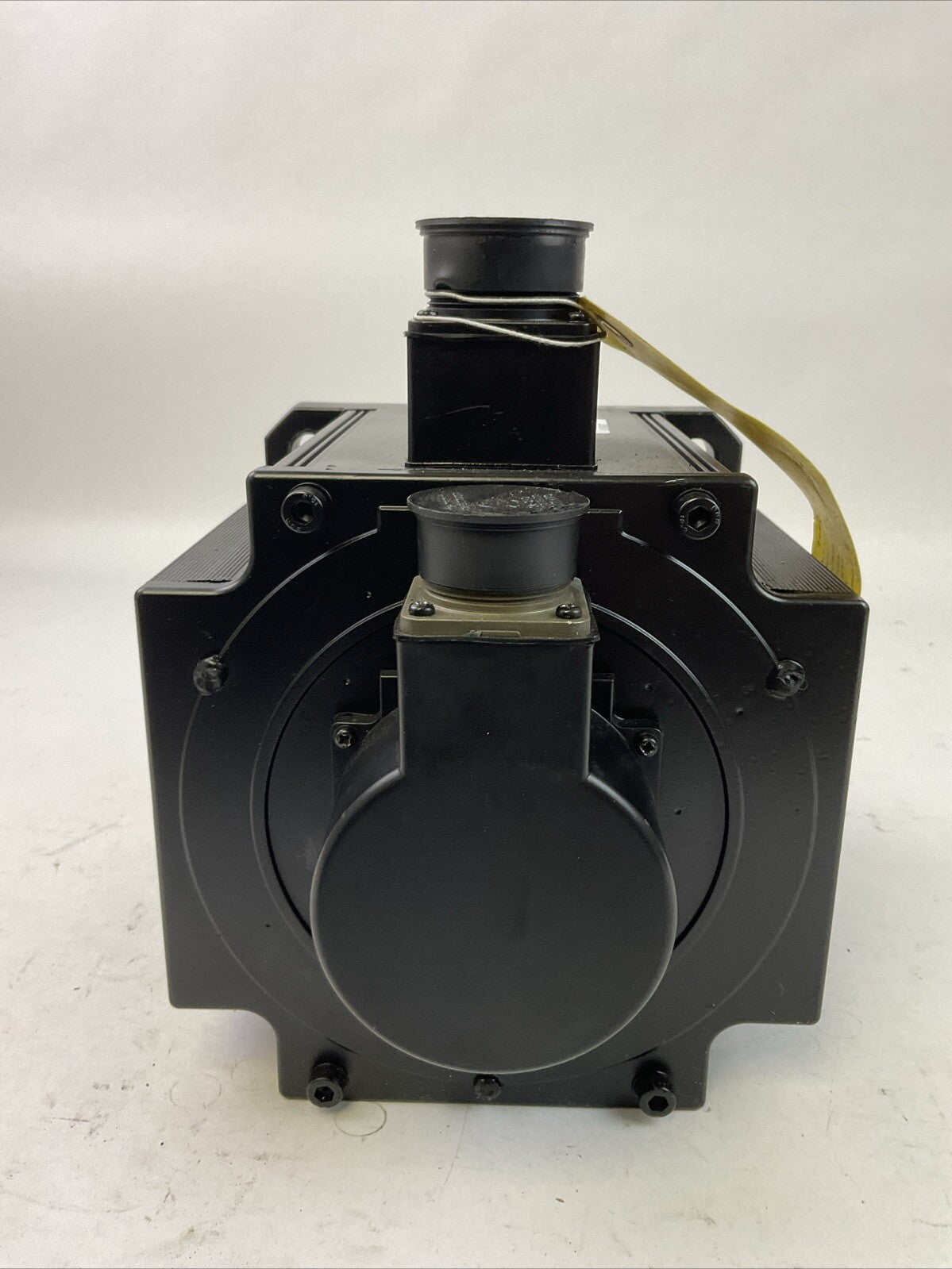 PANASONIC MHMA202P1H AC SERVO MOTOR REV 2000 R/MIN INPUT 200VAC OUTPUT 2.0 kW