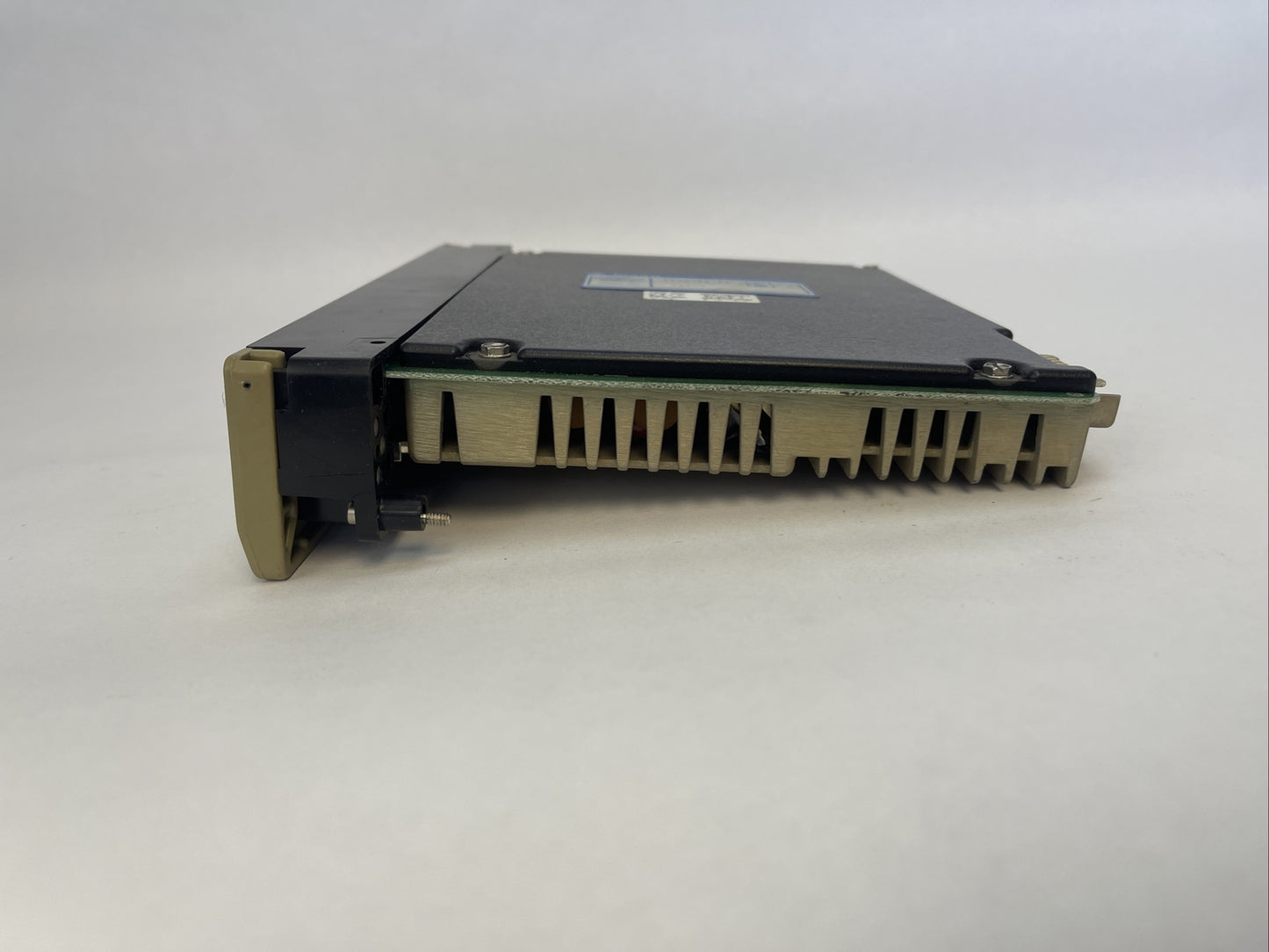GOULD AS-B804-016 OUTPUT MODULE REV M 115VAC 16PT