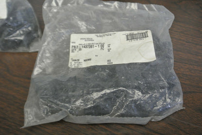 BAG of 25 / BUCHANAN 0530 / TYCO PN2-1437391-1 00 / M D END SECTION NEW SURPLUS