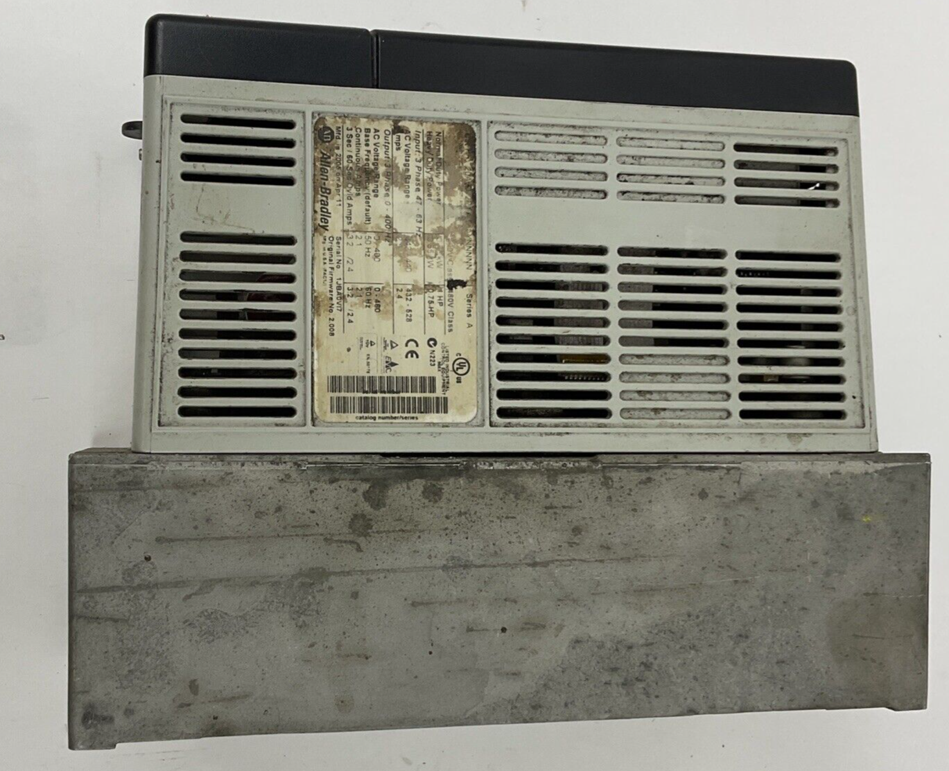 ALLEN BRADLEY 20AD2P1A0AYNNNNN POWERFLEX 70 MOTOR DRIVE SER.A 1HP 3PH