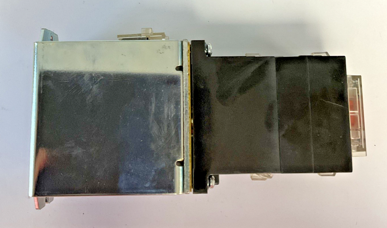 ALLEN BRADLEY 700S-DCP710Z24 RELAY SER.E 600VAC 20A